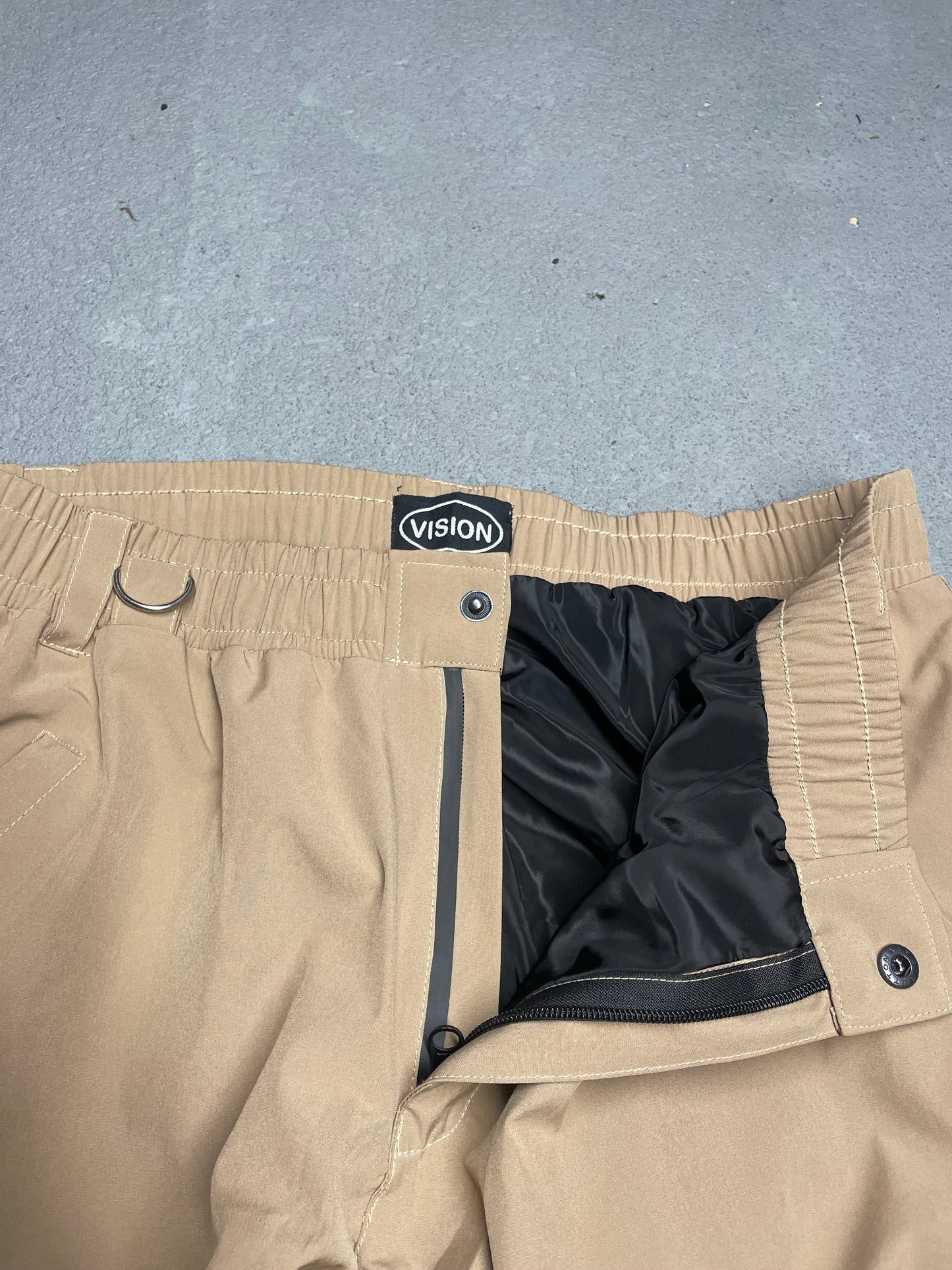 Khaki Cargo’s